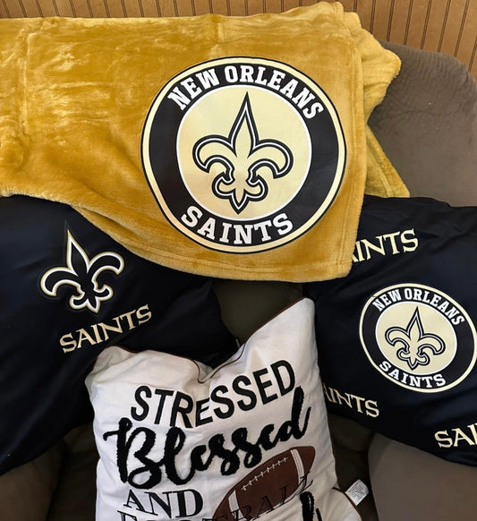 Throw Blankets and Pillow covers